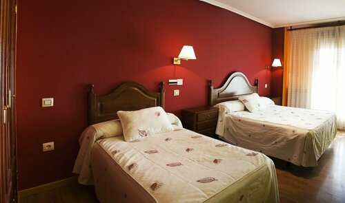 Hotel Rural Tierra de Lobos, Book Hotel Puebla de Sanabria 