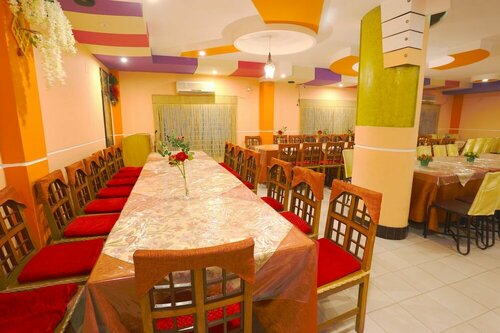 Hotel Farmis Garden, Брондау Қонақ үй Sylhet қаласындағы таңғы ас қосылған қонақ үйлер, Таңғы ас