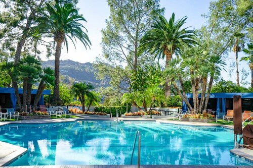 Hilton Los Angeles-Universal City, Забронировать Отель Юниверсал-Сити Лос-Анджелес, рядом с Юнивёрсал-Сити/Студио-сити
