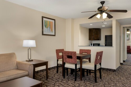 Holiday Inn Express Tallahassee - I-10 E by IHG, จอง โรงแรม แทลลาแฮสซี Panhandle Florida