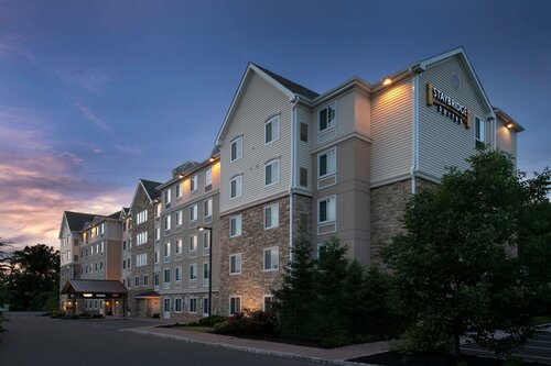 Staybridge Suites North Brunswick by IHG, Забронировать Отель Норт-Брансуик North Jersey