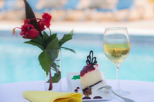 The Cardiff Hotel & Spa, Забронировать Курортный отель Отели Трелони с бассейном, Бассейн