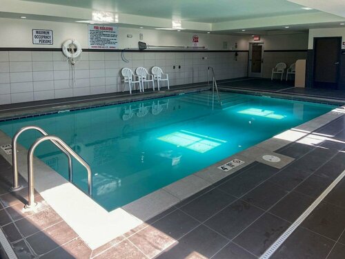 Comfort Suites West Omaha, Boek Hotel Hotels in Nebraska met zwembad, Zwembad