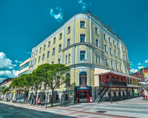 Best Western Plus Palace Hotel Polom, Book Hotel Zilina 