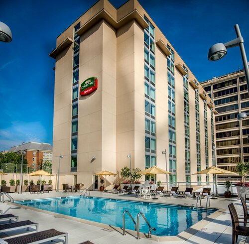 Courtyard Chevy Chase by Marriott, Reservar Hotel Chevy Chase Washington DC Metropolitan area