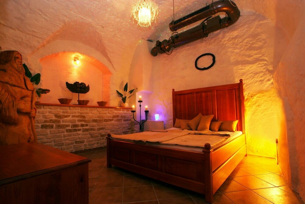 Hotel Metamorphis