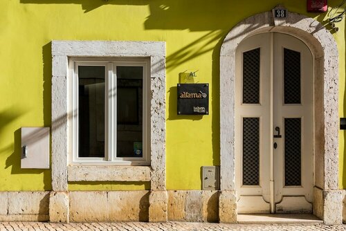 Alfama - Lisbon Lounge Suites, Забронировать Отель Отели в центре Лиссабона, в центре, Завтраки