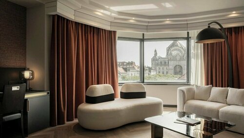 Hyllit Hotel, Prenota Hotel Hotel business a Flanders, 4* 5*