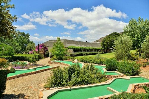 Piekenierskloof Mountain Resort by Dream Resorts, Забронировать Курортный отель Ситрусдал Cederberg