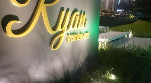 Blue Hill Hotel, Забронировать Отель Отели Тимбо 3 звезды, 3*