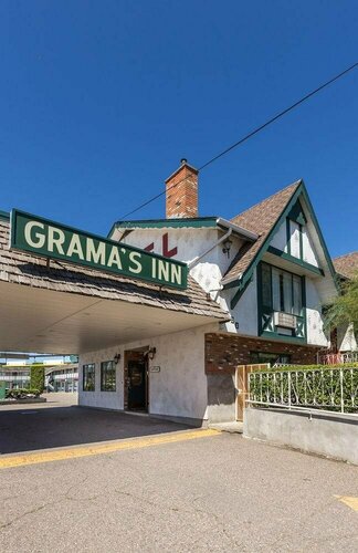 Grama's Inn, Rezerwuj Mini-hotel Mini-hotele w Kolumbia Brytyjska, Mini-hotel