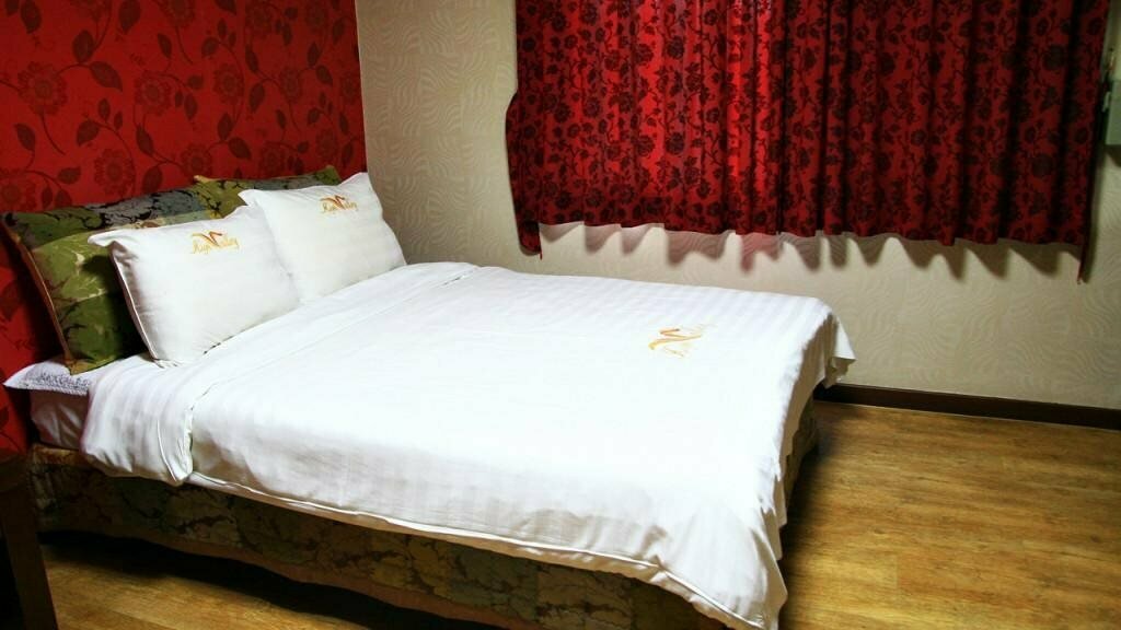 Goodstay HighValley Hotel
