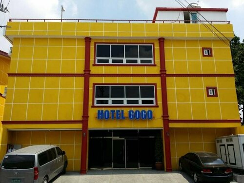 Hotel Gogo, Забронировать Отель Отели Пампанги с парковкой, Парковка