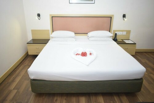 Hotel Alankar Grande, Забронировать Отель Отели Коимбатур 3 звезды, 3*