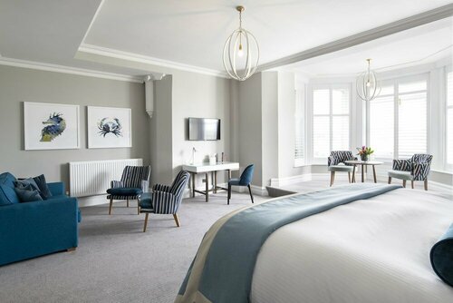 The Metropole, Varaa Hotelli Liikematkailuhotellit kohteessa Cornwall, 4* 5*