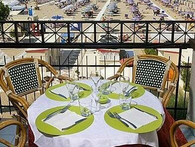 Hotel Thea, Забронировать Отель Габичче-Маре Побережье Марке