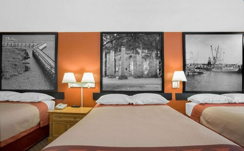Super 8 by Wyndham Port Royal/Beaufort, Забронировать Мини-отель Бофорт Lowcountry