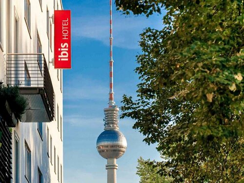 ibis Berlin Mitte, Забронировать Отель Пренцлауэр-Берг Берлин, рядом с Культурбрауэрай