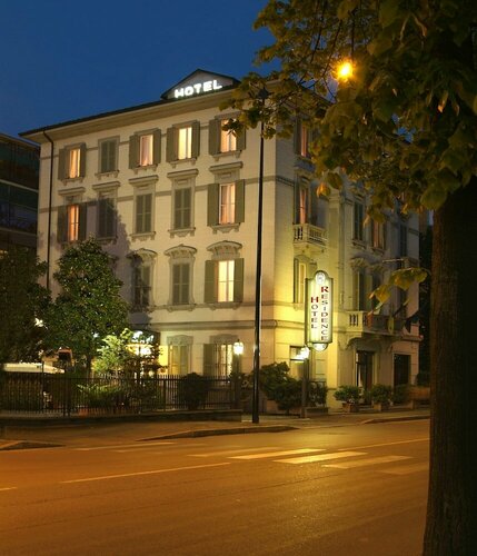 Hotel Residence, Забронировать Отель Отели Пармы с парковкой, Парковка