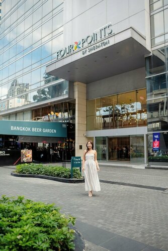 Four Points by Sheraton Bangkok Ploenchit Sukhumvit, Забронировать Отель Отели Провинции Бангкока с бассейном, Бассейн