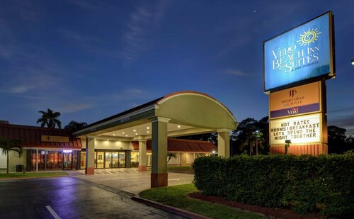 Vero Beach Inn & Suites, Забронировать Отель Отели штата Флориды с завтраком, Завтраки