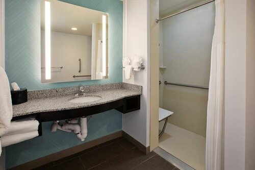 Hilton Garden Inn Benton Harbor, Rezerwuj Hotel Benton Harbor Michigan