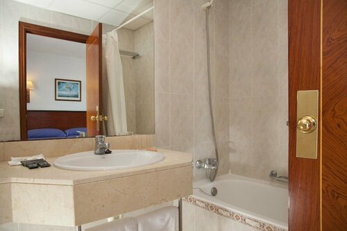 HSM Hotel Reina del Mar, Book Hotel El Arenal Mallorca