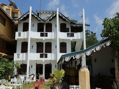 The Villa Hotel, Брондау Қонақ үй Yuzhnaya Шри-Ланка