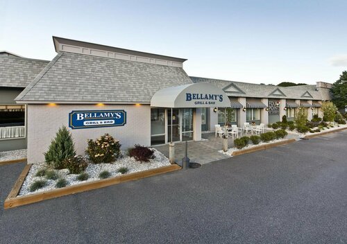 Four Points by Sheraton Eastham Cape Cod, Забронировать Отель Отели Массачусетса с парковкой, Парковка