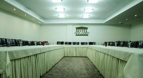 Hotel Parlament, Забронировать Отель Приштина Pristina County, рядом с Palace of Youth and Sports Pristina