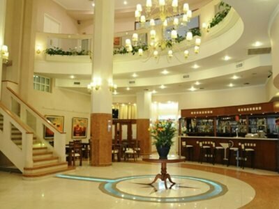 Holiday Inn Santa Fe, Rezervasyon Otel Santa Fe oteller ve konaklama yerleri, Otel
