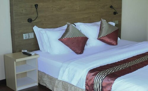 Seashore Beach Inn, Забронировать Отель Отели Атолла Южного Мале с парковкой, Парковка