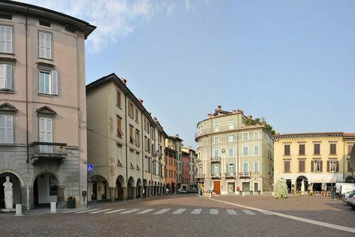 Ciccio Bed & Breakfast, Забронировать Отель «постель и завтрак» Бергамо Bergamo Province, рядом с Фуникулер «Бергамо – Альта»