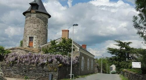 Les Chambres du Meunier, Забронировать Отель Отели Жуинье-сюр-Луар с парковкой, Парковка