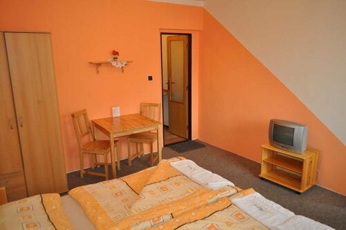 Penzion Fischer, Reserva ahora Hotel Hoteles en Trebonsko con aparcamiento, Aparcamiento