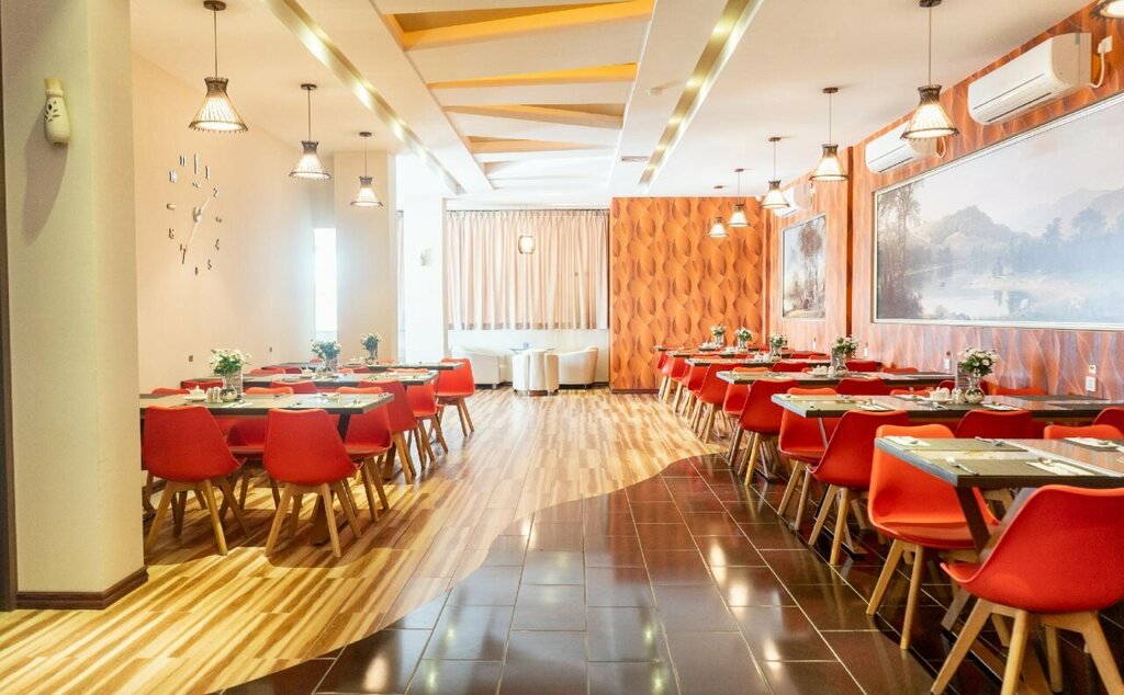 Hokkie Hotel by OYO Rooms