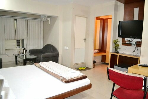 Hotel Bharat Palace, Забронировать Отель Отели Нимуч 3 звезды, 3*