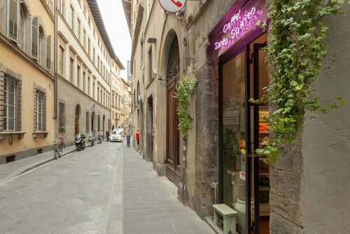 Santo Spirito Venti - Design Rooms in Florence near Ponte Vecchio & Palazzo Pitti, Забронировать Отель «постель и завтрак» Отели Флоренции с завтраком, рядом с Кафедральный собор Санта-Мария-дель-Фьоре, Завтраки