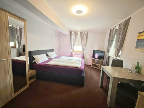Pension Riverside in Leverkusen Hitdorf am Rhein - Zentral an der A1 und 59, Забронировать Апартаменты/квартира Хитдорф Северный Рейн-Вестфалия