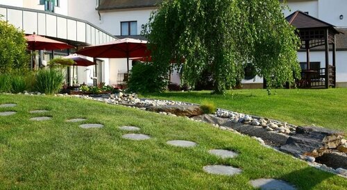 Hôtel-Restaurant DAHM, Foglalás Szálloda Erpeldange 