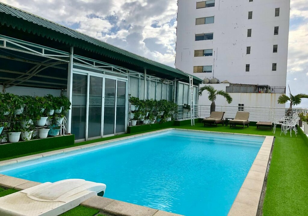 Sunny Hotel