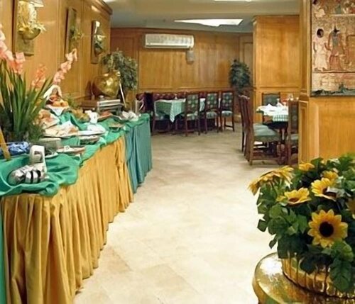 Hotel Concorde Dokki, Book Hotel Dokki Kairo