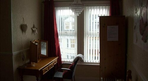 Avalon Hotel - Guest House, Rezervați Pensiune Pensiuni în Merseyside, Pensiune