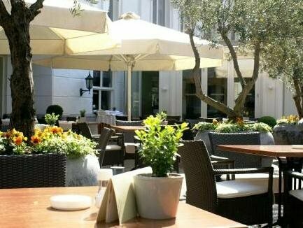 Carlton Ambassador Hotel, Boek Hotel Hotels in Zuid-Holland met parkeren, Parkeren