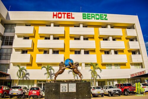Hotel Berdez, Réserver Hôtel Hôtels à Neiva avec parking, Parking