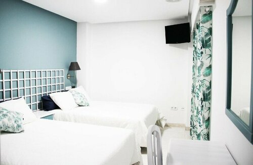 Hugo Beach Hotel & Apartments, Забронировать Апартаменты/квартира Отели Коста-де-Валенсии с парковкой, Парковка