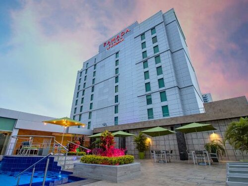 Ramada Plaza by Wyndham Panama Punta Pacifica, Book Hotel Panama City hoteller med pool, Swimmingpool