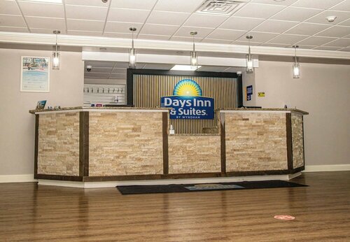 Days Inn and Suites by Wyndham Hammond, IN, Prenota Hotel Hammond Indiana