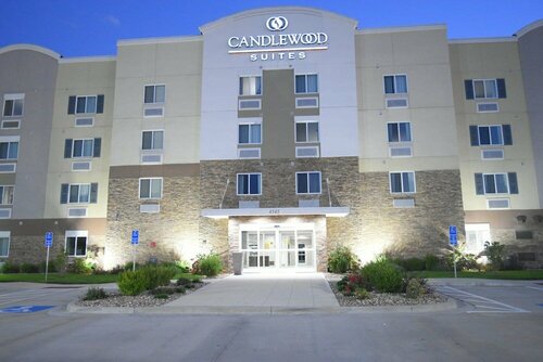 Candlewood Suites Kansas City - Independence by Ihg, Varaa Hotelli Independence Missouri