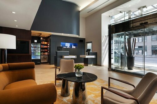 Courtyard New York Manhattan / Soho, Book Hotel Hoteller i New York State med parkering, Parkering
